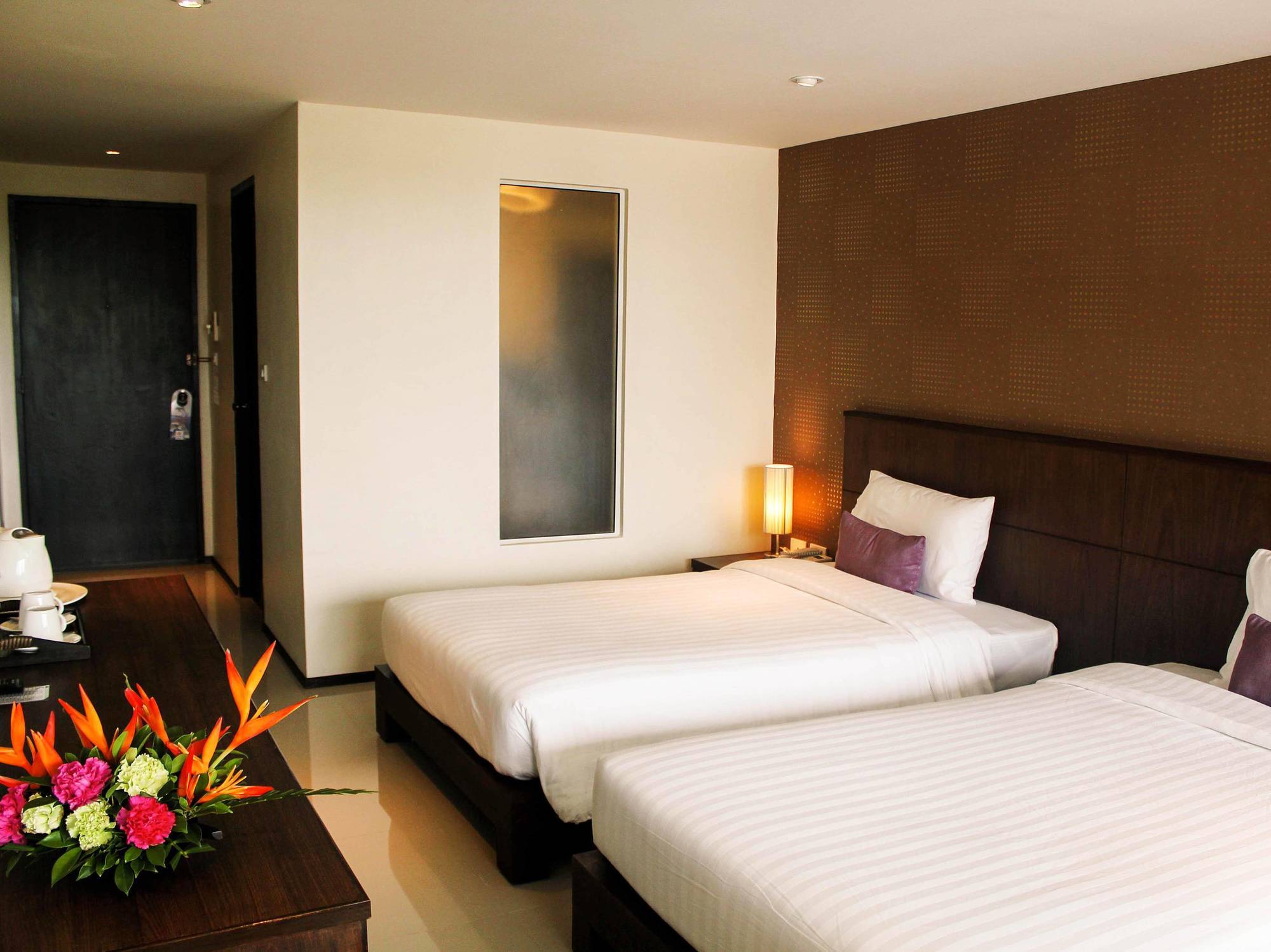 Lub Sbuy House Hotel - Sha Phuket Luaran gambar